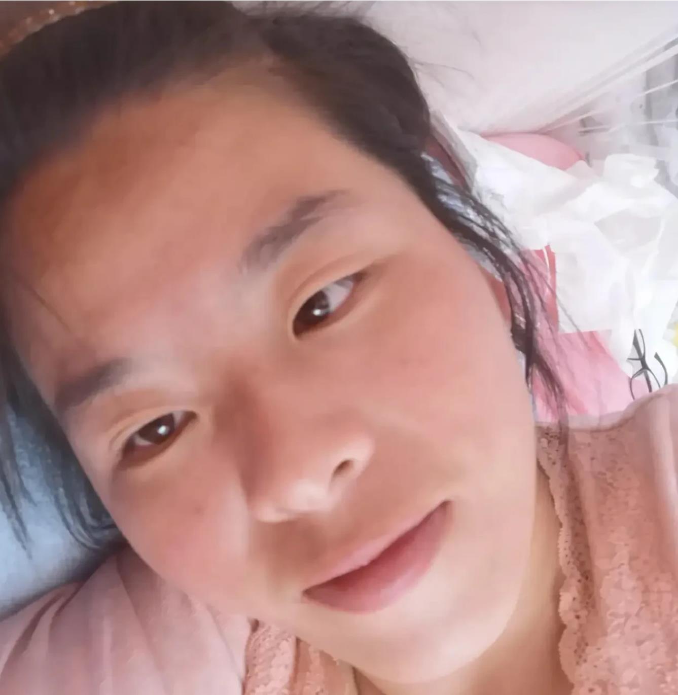 冻龄小龙女刘亦菲的素颜照片,真实直播让哥心里猛的一颤