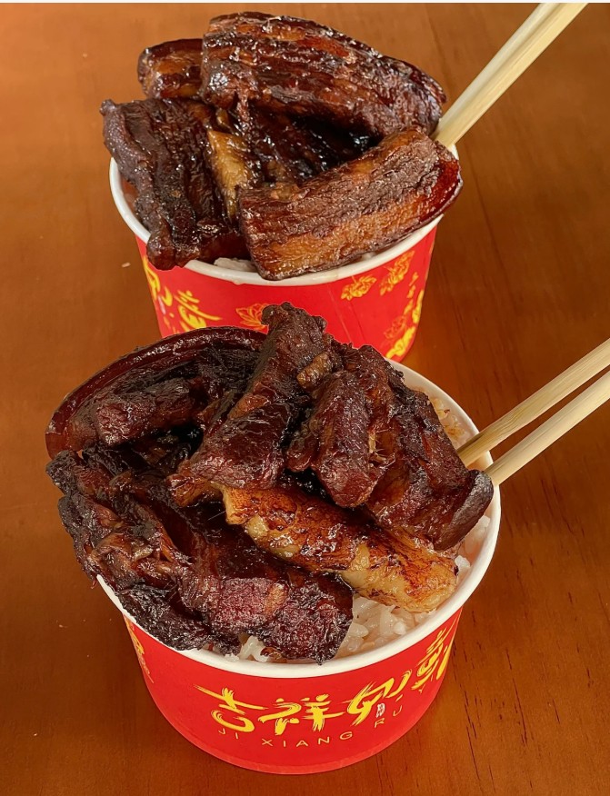湖北菜杀疯啦！这省饭组合让我连干3碗，肥肉都香到舔碗底